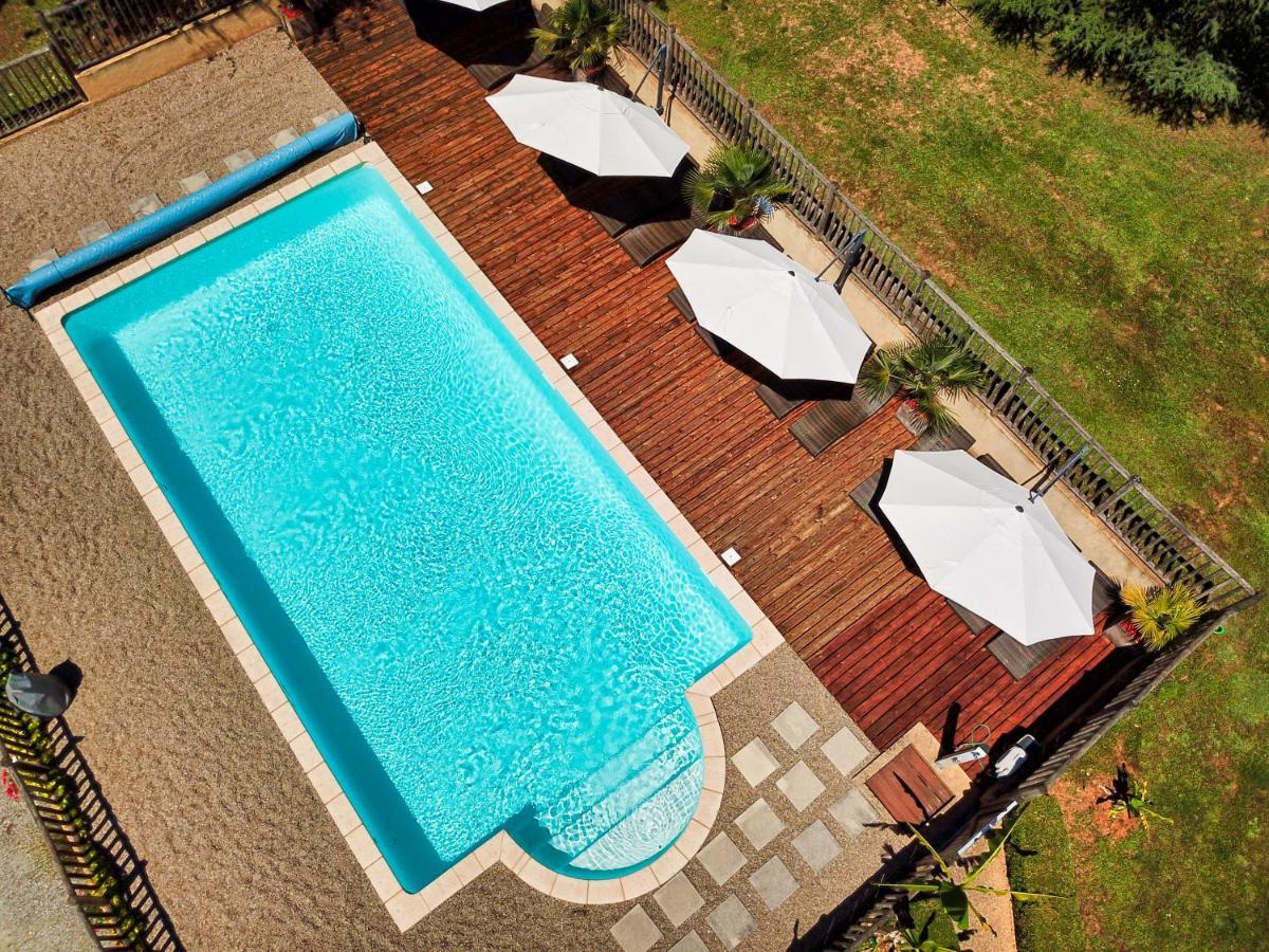 Hotel Le Clos Roussillon Pres De Sarlat Вітрак Екстер'єр фото