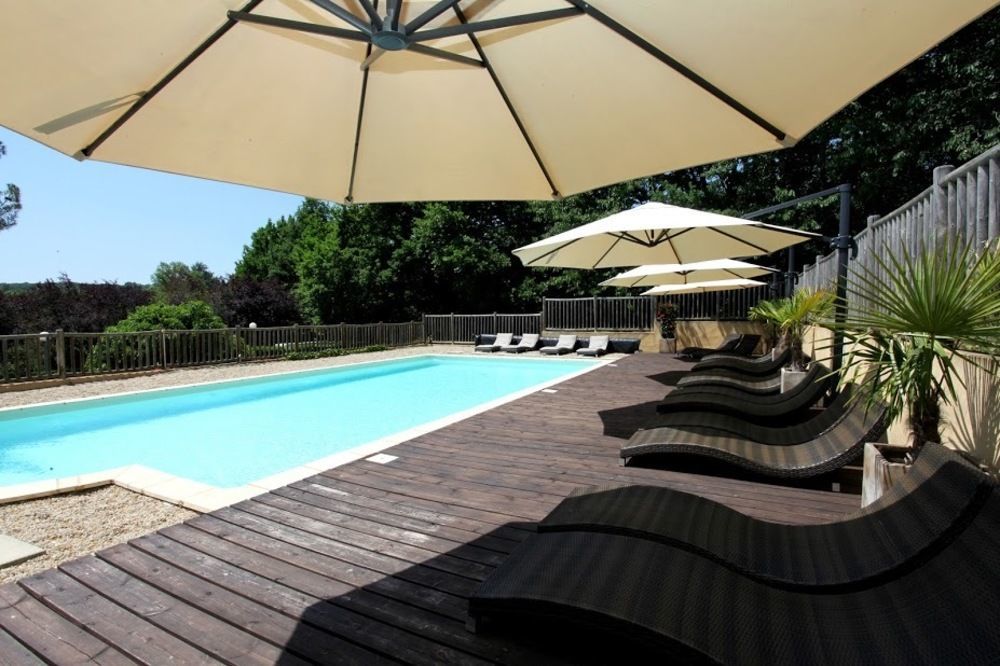 Hotel Le Clos Roussillon Pres De Sarlat Вітрак Екстер'єр фото