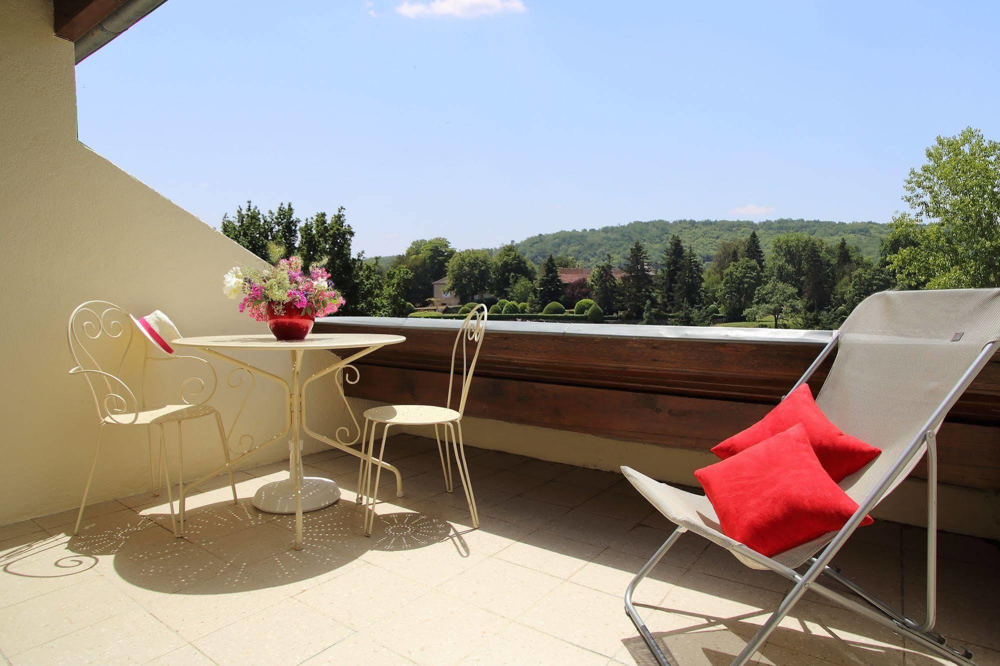 Hotel Le Clos Roussillon Pres De Sarlat Вітрак Екстер'єр фото